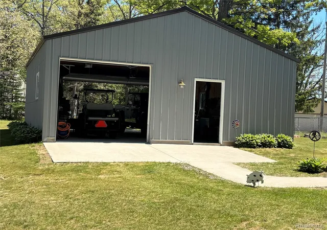 Photo 3 of Single family home for sale at 5932 Quail Dr, Saint Helen, MI 48656 | MLS# 20261039555 | Listing updated on 2026-06-05