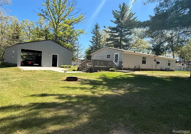Photo 4 of Single family home for sale at 5932 Quail Dr, Saint Helen, MI 48656 | MLS# 20261039555 | Listing updated on 2026-06-05