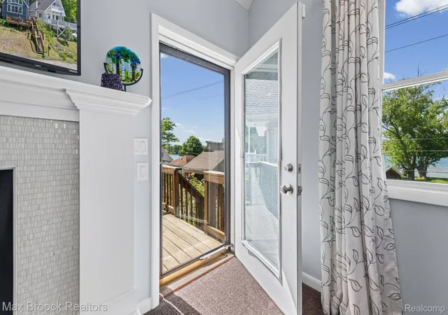 Photo 3 of Single family home for sale at 5338 Wildwood Dr, Howell, MI 48843 | MLS# 20261039594 | Listing updated on 2026-06-21