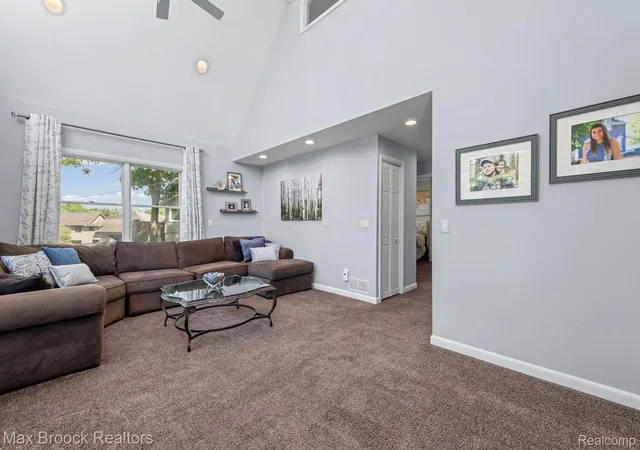 Photo 4 of Single family home for sale at 5338 Wildwood Dr, Howell, MI 48843 | MLS# 20261039594 | Listing updated on 2026-06-21