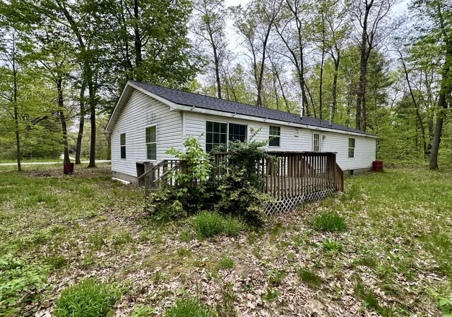 Homes for sale in Fountain, MI | 7127 Wever Rd, Fountain, MI 49410 | MLS# 67026025906