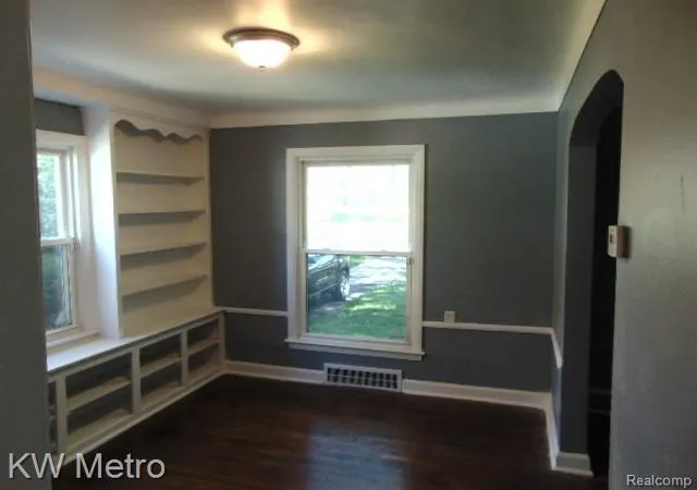 4th image of 14813 Grandville Ave, Detroit, MI 48223 | MLS# 20261039607