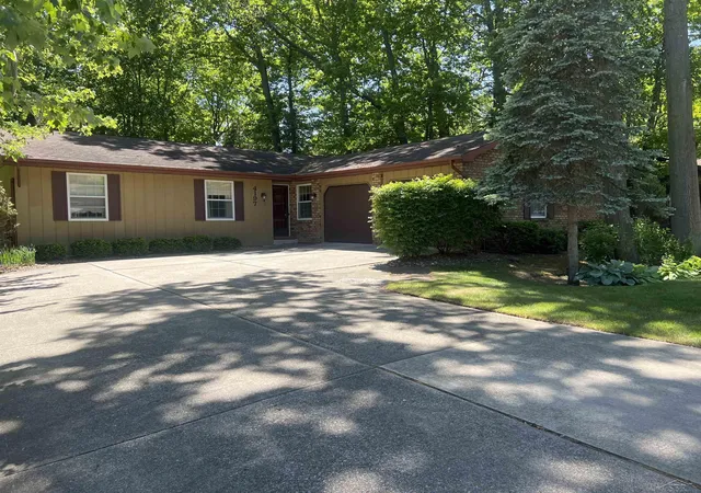 Photo 1 of Sale Pending at 4197 Scarlet Oak Dr, Saginaw, MI 48603 | MLS# 61050209533 | Listing updated on 2026-06-03