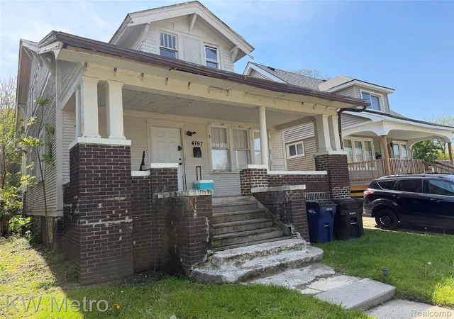 2nd image of 4797 Saint Clair St, Detroit, MI 48214 | MLS# 20261039633