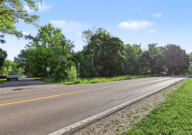 Photo 1 of Land for sale at 2491 Hoover Ave, West Bloomfield, MI 48324 | MLS# 20261039642 | Listing updated on 2026-06-02