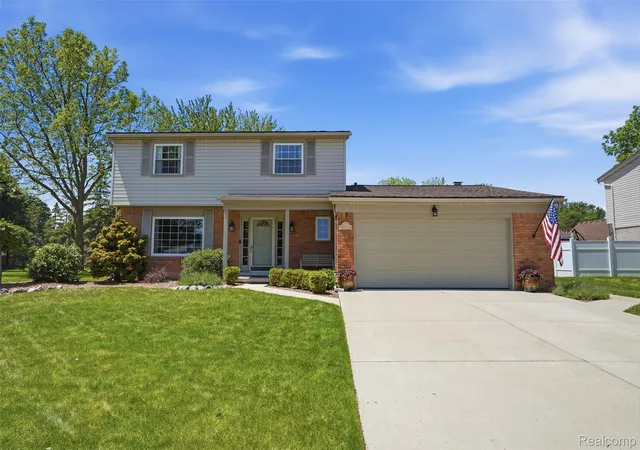 Photo 1 of Sale Pending at 19021 Fairway St, Livonia, MI 48152 | MLS# 20261039643 | Listing updated on 2026-06-04