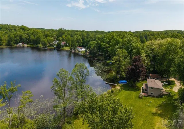 Homes for sale in Manchester Township Washtenaw, MI | 1400 Lakeview Dr, Manchester Township Washtenaw, MI 49287 | MLS# 56050209540