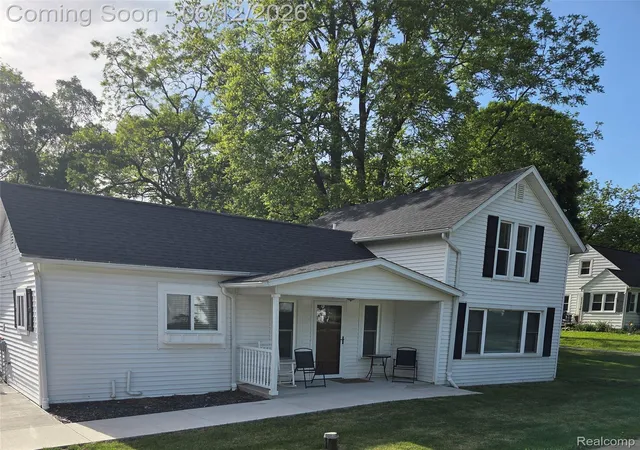 Photo 1 of Sale Pending at 10514 Hamburg Rd, Hamburg, MI 48139 | MLS# 20261039648 | Listing updated on 2026-07-26