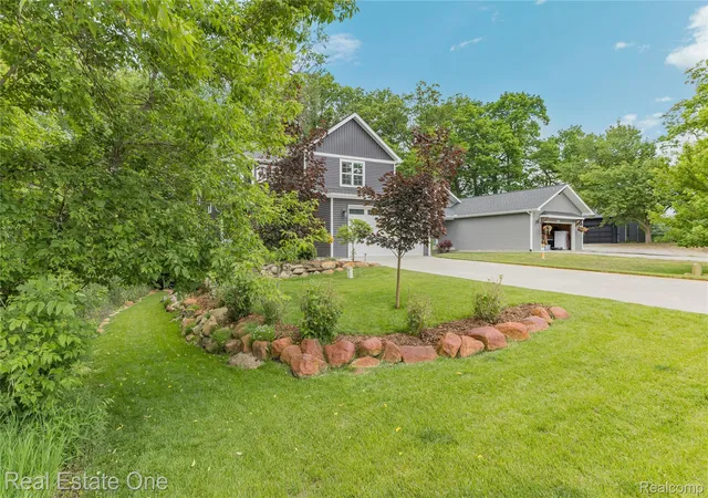 Homes for sale in Hamburg Township Livingston, MI | 3259 Rush Lake Rd, Hamburg Township Livingston, MI 48169 | MLS# 20261039656