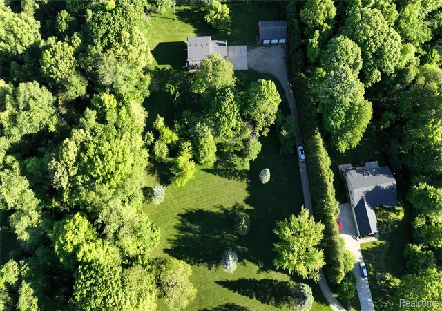 3rd image of 2356 Rochester Rd, Leonard, MI 48367 | MLS# 20261039679