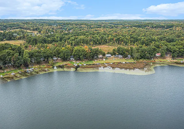 5th image of 11681 Scott Park Rd, Delton, MI 49046 | MLS# 66026025992