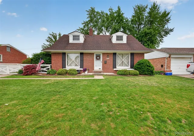 Photo 1 of Single family home for sale at 29571 Lori St, Livonia, MI 48154 | MLS# 20261039732 | Listing updated on 2026-06-11