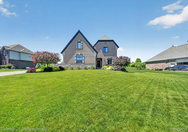 3rd image of 2212 Heidi Dr, Oxford, MI 48370 | MLS# 20261039745
