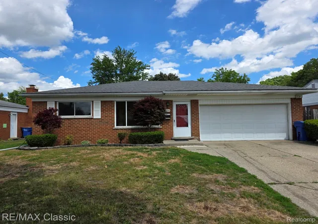 Photo 3 of Single family home for sale at 25714 Wexford Ave, Warren, MI 48091 | MLS# 20261039761 | Listing updated on 2026-06-07