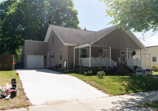 Homes for sale in Scottville City Mason, MI | 505 S Main St, Scottville City Mason, MI 49454 | MLS# 20261039784