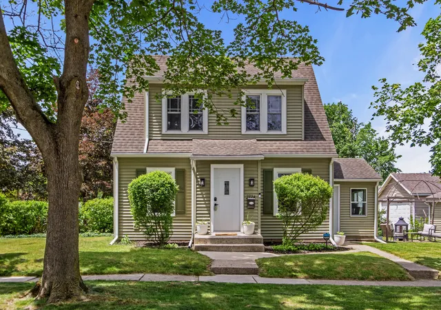 Photo 1 of Sale Pending at 2724 S Rose St, Kalamazoo, MI 49001 | MLS# 66026026038 | Listing updated on 2026-06-03