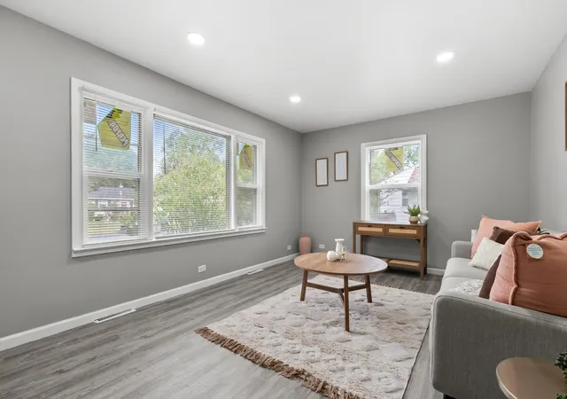 5th image of 1308 Colgrove Ave, Kalamazoo, MI 49048 | MLS# 66026026039