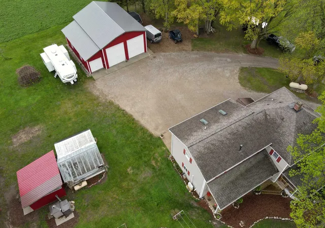 5th image of 8201 Essex Rd, Ellsworth, MI 49729 | MLS# 78080069032