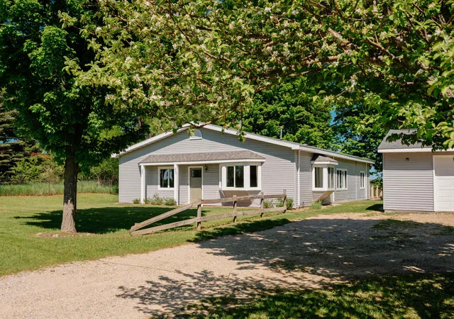 Photo 2 of Single family home for sale at 5875 Knight Rd, Kingsley, MI 49649 | MLS# 78080069034 | Listing updated on 2026-06-05