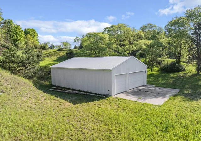 Photo 1 of Sale Pending at 8967 E Bingham Rd, Traverse City, MI 49684 | MLS# 78080069039 | Listing updated on 2026-07-16