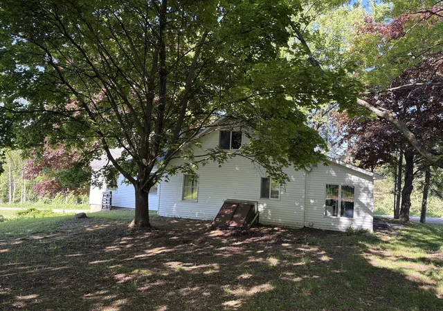 image of 8819 Erdman Rd, Onekama, MI 49675 | MLS# 67026026076