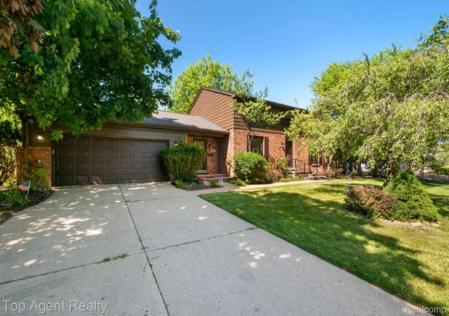 Photo 1 of Sale Pending at 6525 Little Turkey Run, Utica, MI 48317 | MLS# 20261039863 | Listing updated on 2026-06-08