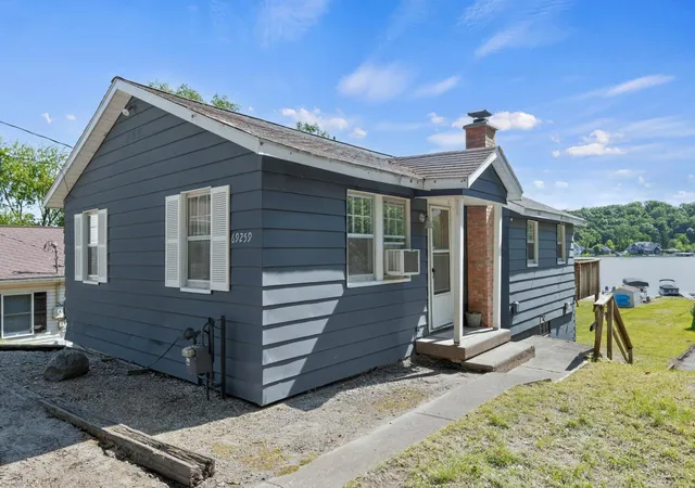 Photo 4 of Single family home for sale at 69259 Sunset Blvd, Union, MI 49130 | MLS# 69026026081 | Listing updated on 2026-06-03