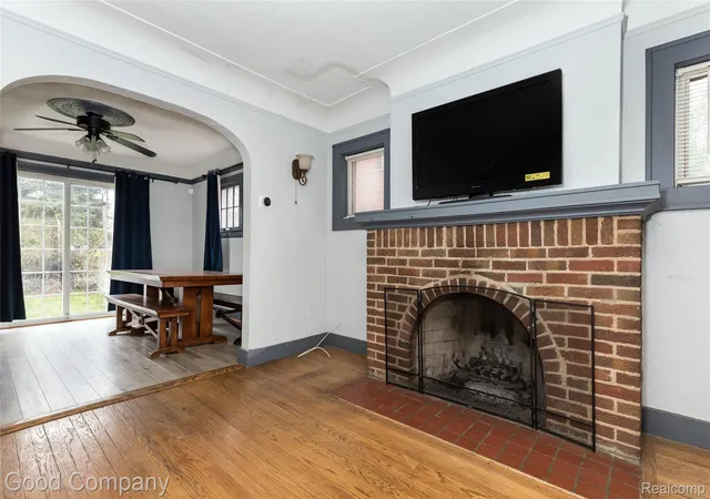 Photo 3 of Single family home for sale at 15223 Thomas Ave, Allen Park, MI 48101 | MLS# 20261039886 | Listing updated on 2026-09-17