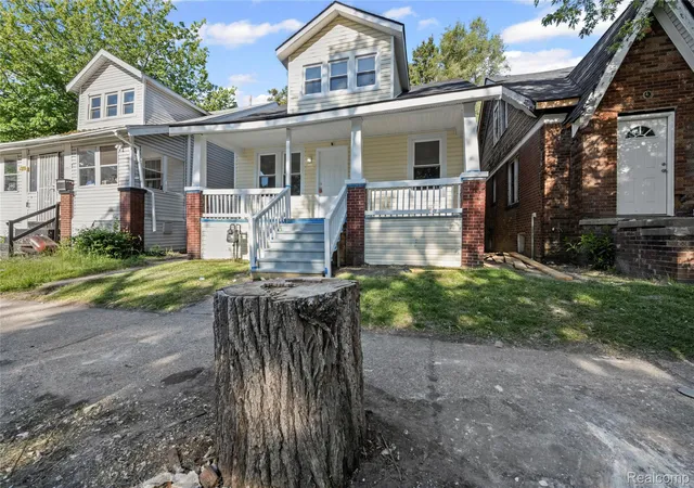 Photo 3 of Single family home for sale at 19421 Eureka St, Detroit, MI 48234 | MLS# 20261039925 | Listing updated on 2026-10-19
