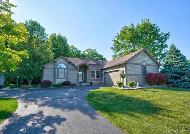 2nd image of 3433 Pinemeadow Ct, Davison, MI 48423 | MLS# 20261039928