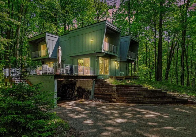 1st image of 6609 Wasservalden Strasse, Bellaire, MI 49615 | MLS# 78080069048