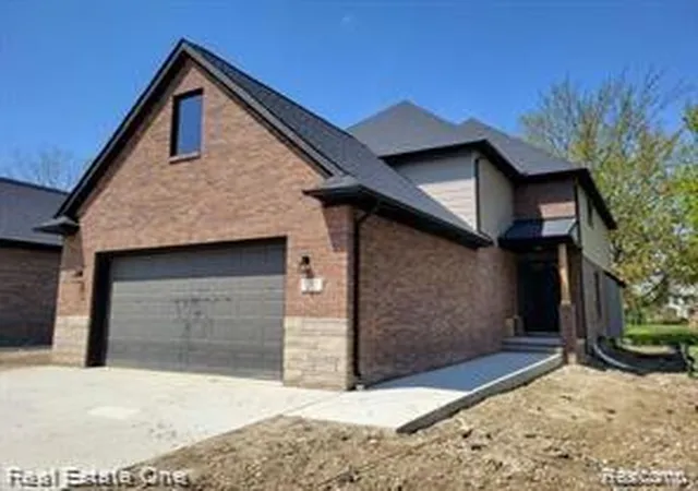 Photo 1 of Single family home for sale at 1983 Chancery Dr, Troy, MI 48085 | MLS# 20261039953 | Listing updated on 2026-08-26