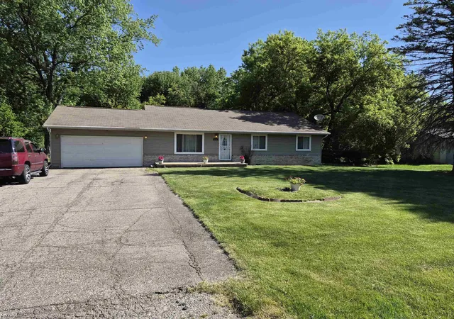 1st image of 1282 Arrowhead Dr, Burton, MI 48509 | MLS# 5050209669