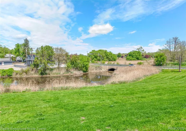 Photo 4 of Single family home for sale at 2301 Water St Lot 8, Port Huron, MI 48060 | MLS# 20261039974 | Listing updated on 2026-06-04