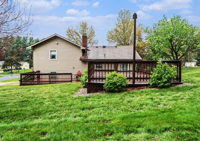 Photo 4 of Single family home for sale at 2618 Greenland St, Kalamazoo, MI 49009 | MLS# 66026026142 | Listing updated on 2026-06-03