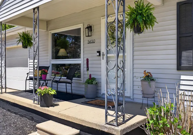 Photo 4 of Single family home for sale at 5650 Poplar Dr, Jackson, MI 49201 | MLS# 55026026157 | Listing updated on 2026-06-08