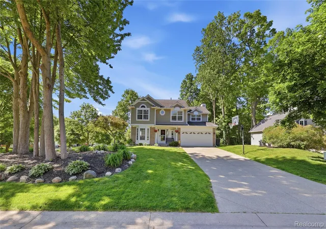 Photo 2 of Single family home for sale at 6003 Cedar Bnd Dr, Clarkston, MI 48346 | MLS# 20261040010 | Listing updated on 2026-06-08