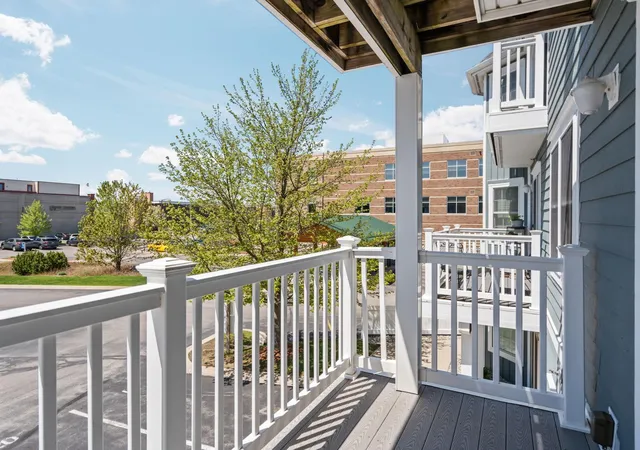 3rd image of 100 Hope St, Traverse City, MI 49686 | MLS# 78080069061