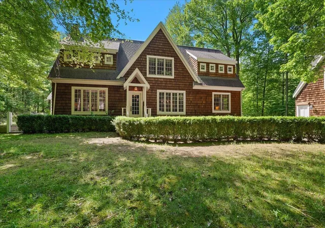 1st image of 7957 Barbaras Wy, Harbert, MI 49115 | MLS# 69026026170