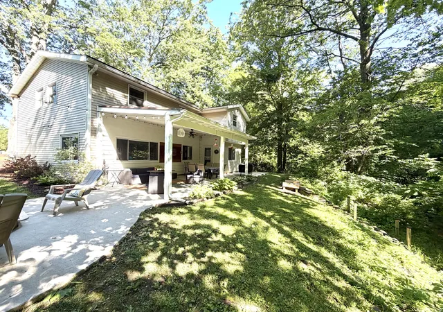 1st image of 723 Arbor Ct, South Haven, MI 49090 | MLS# 69026026177