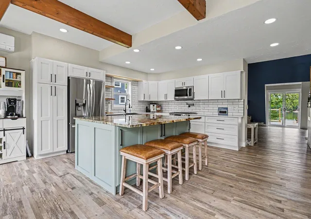 Photo 3 of Single family home for sale at 24714 Butternut Dr, Sturgis, MI 49091 | MLS# 71026026192 | Listing updated on 2026-08-27