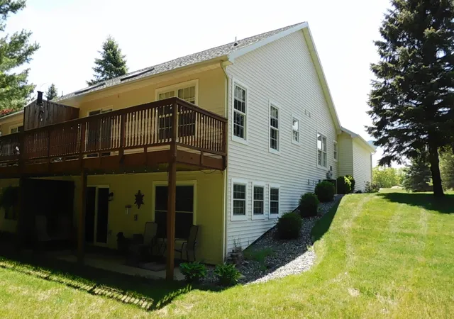 4th image of 1774 Pine Ridge Dr, Manistee, MI 49660 | MLS# 67026026187