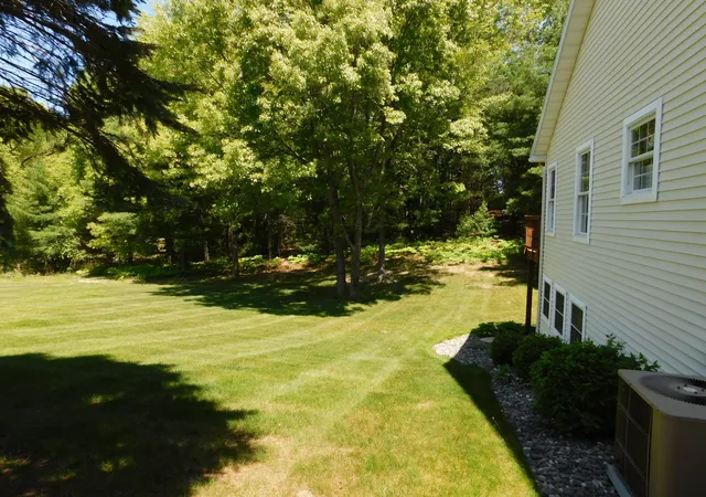 5th image of 1774 Pine Ridge Dr, Manistee, MI 49660 | MLS# 67026026187