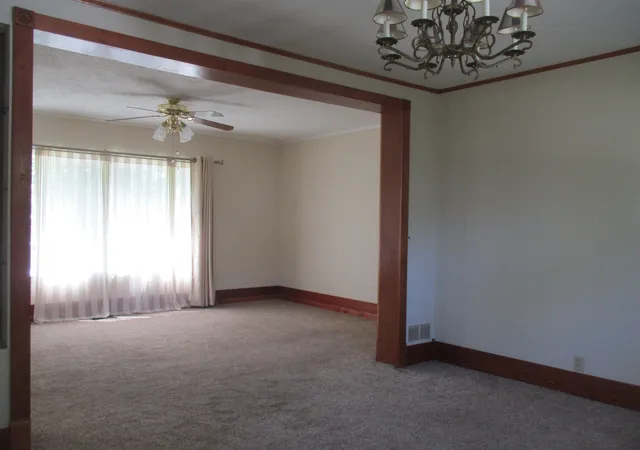 5th image of 621 Wright St, Breckenridge, MI 48615 | MLS# 79080069064