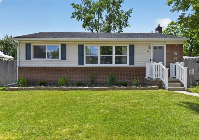 Photo 1 of Sale Pending at 1294 Hawthorne Ave, Ypsilanti, MI 48198 | MLS# 81026026198 | Listing updated on 2026-06-18