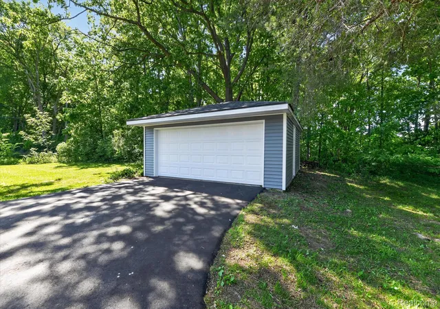 45th image of 2250 Montague Rd, Davison, MI 48423 | MLS# 20261040070