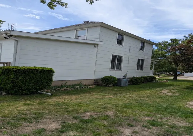 Homes for sale in Bridgman City Berrien, MI | 9567 Maplewood Ave, Bridgman City Berrien, MI 49106 | MLS# 69026026212