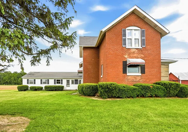 3rd image of 12563 Townline Rd, Frankenmuth, MI 48734 | MLS# 61050209728