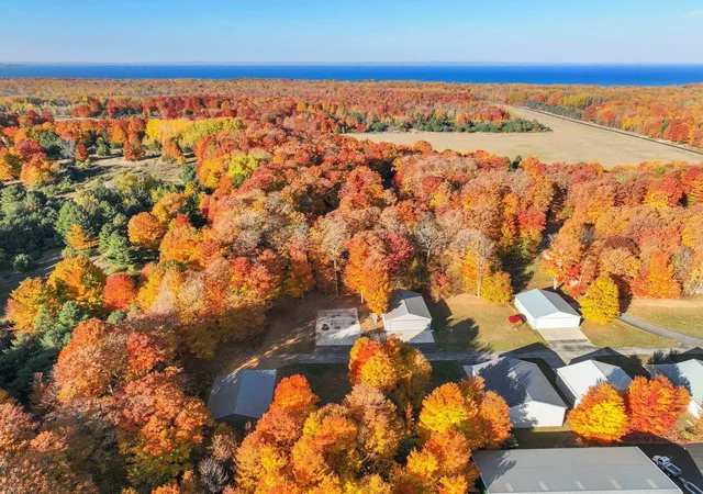 4th image of 1204 Hangar Wy, Kewadin, MI 49648 | MLS# 78080069076