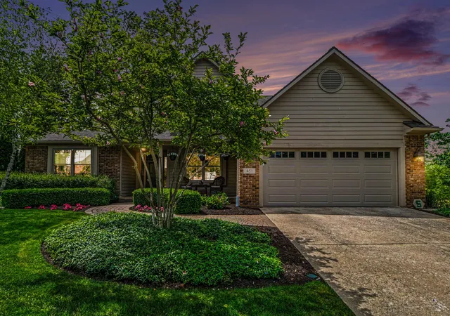 Photo 2 of Single family home for sale at 451 Castlebury Dr, Saline, MI 48176 | MLS# 81026026224 | Listing updated on 2026-06-10